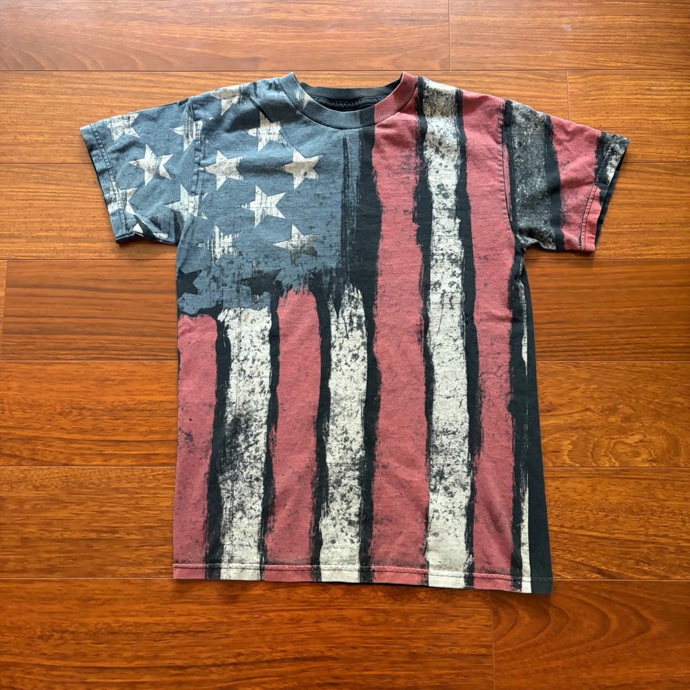 Vintage AOP DOM Its About The Art American Flag Distressed Graphic T-Shirt S